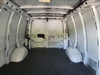 2025 Chevrolet Express Cargo WT