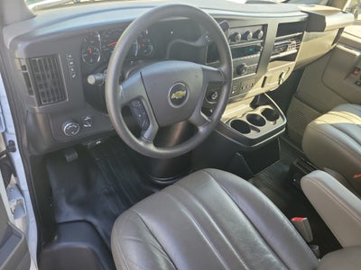 2025 Chevrolet Express Cargo WT
