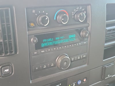 2025 Chevrolet Express Cargo WT