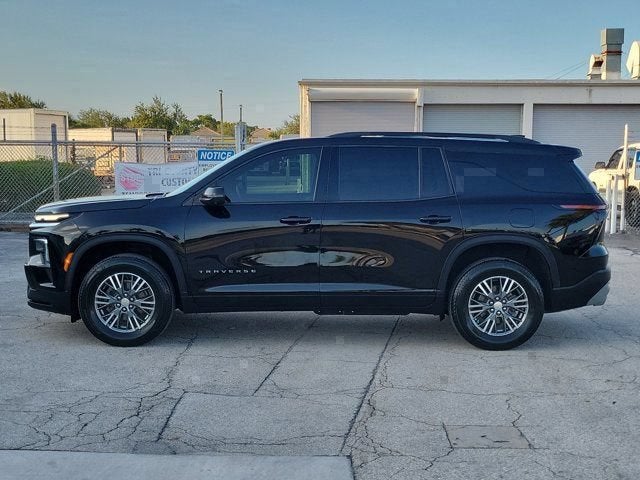 2024 Chevrolet Traverse LT
