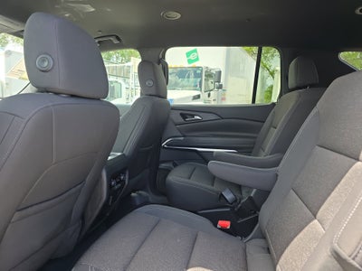 2024 Chevrolet Traverse LT