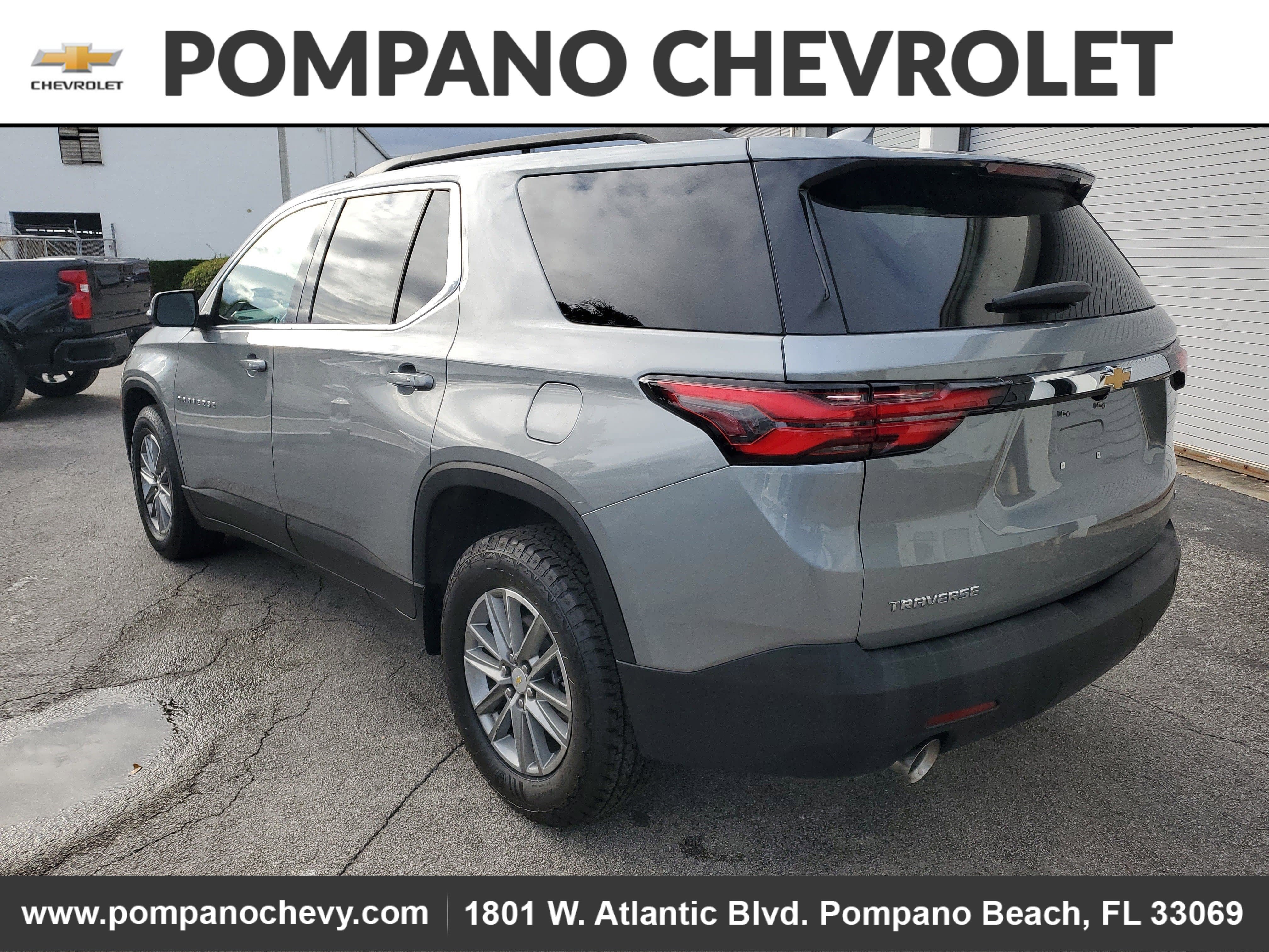 2023 Chevrolet Traverse LT Cloth