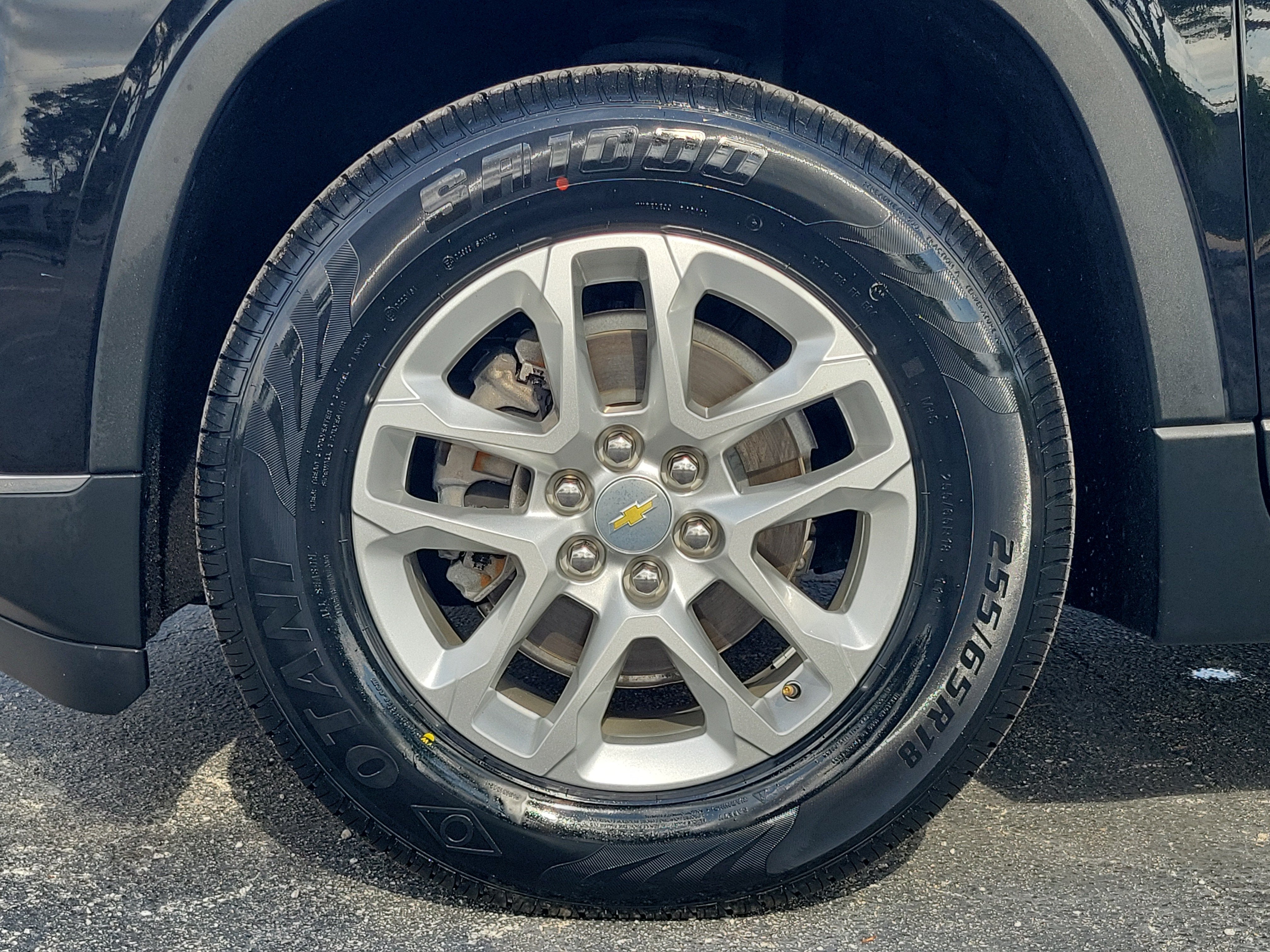 2021 Chevrolet Traverse LT Cloth