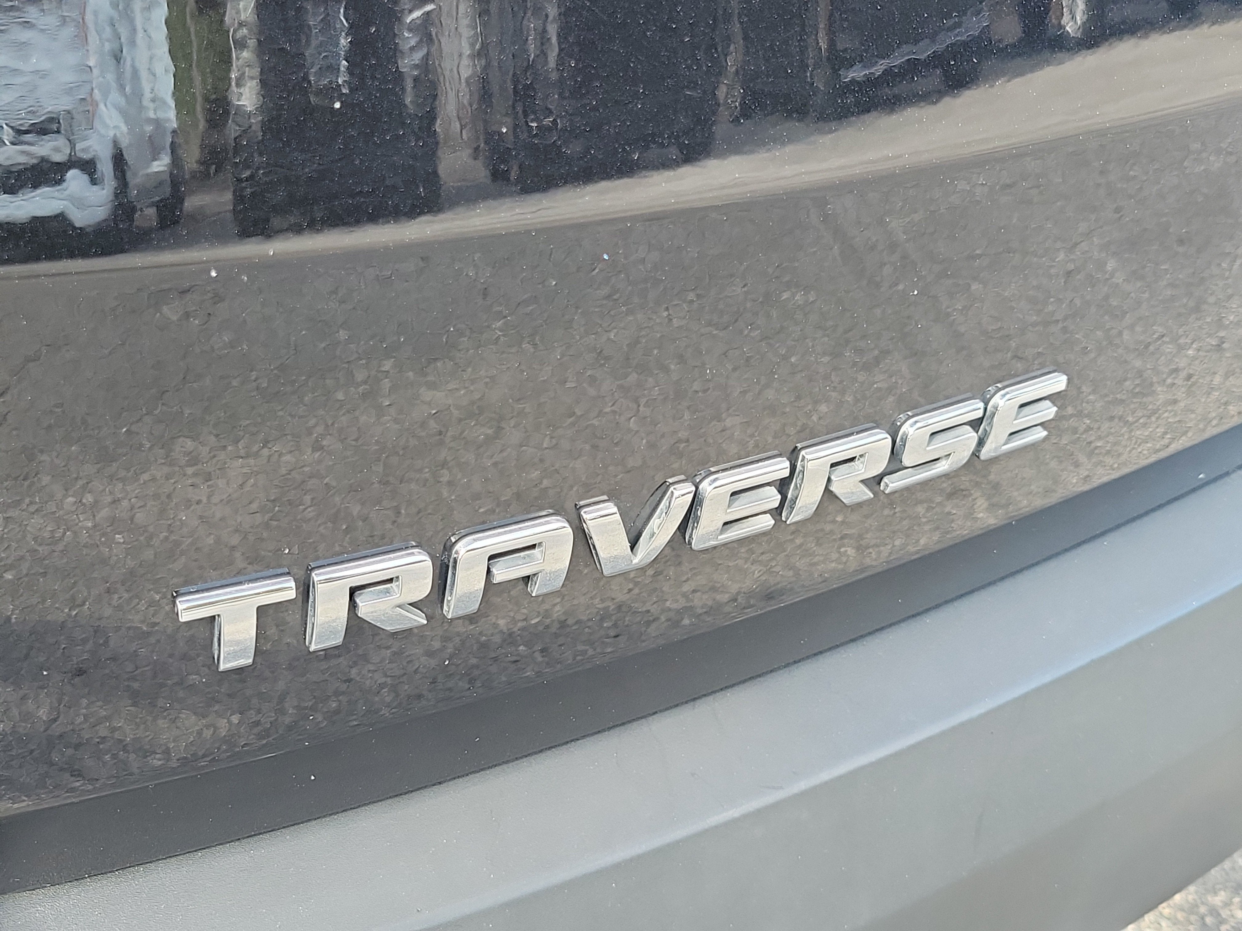 2021 Chevrolet Traverse LT Cloth