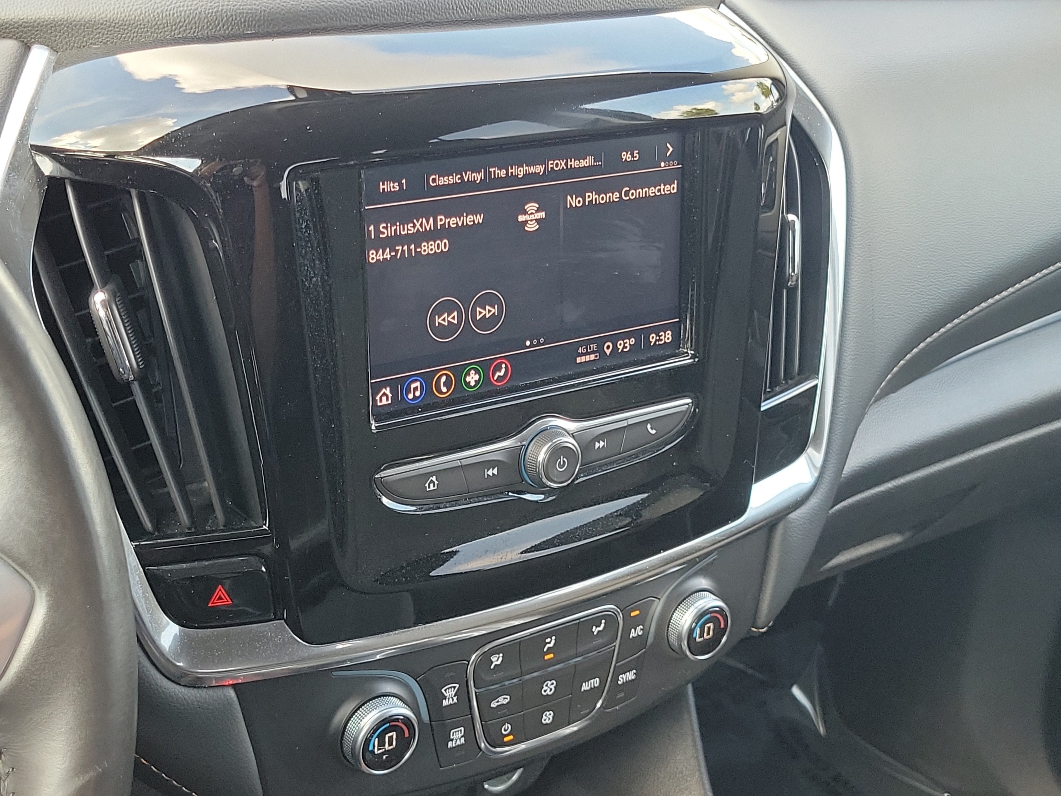 2021 Chevrolet Traverse LT Cloth