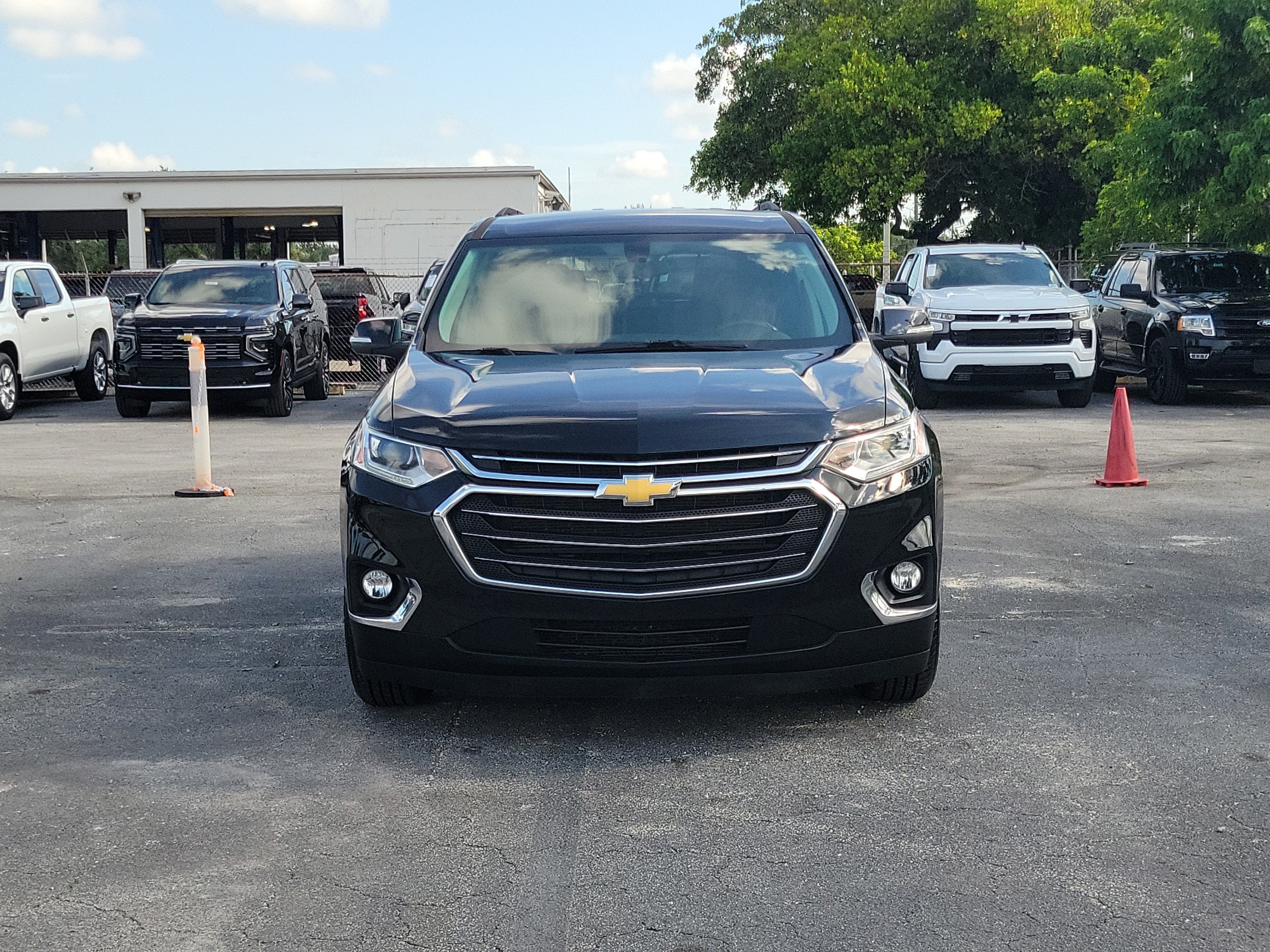 2021 Chevrolet Traverse LT Cloth