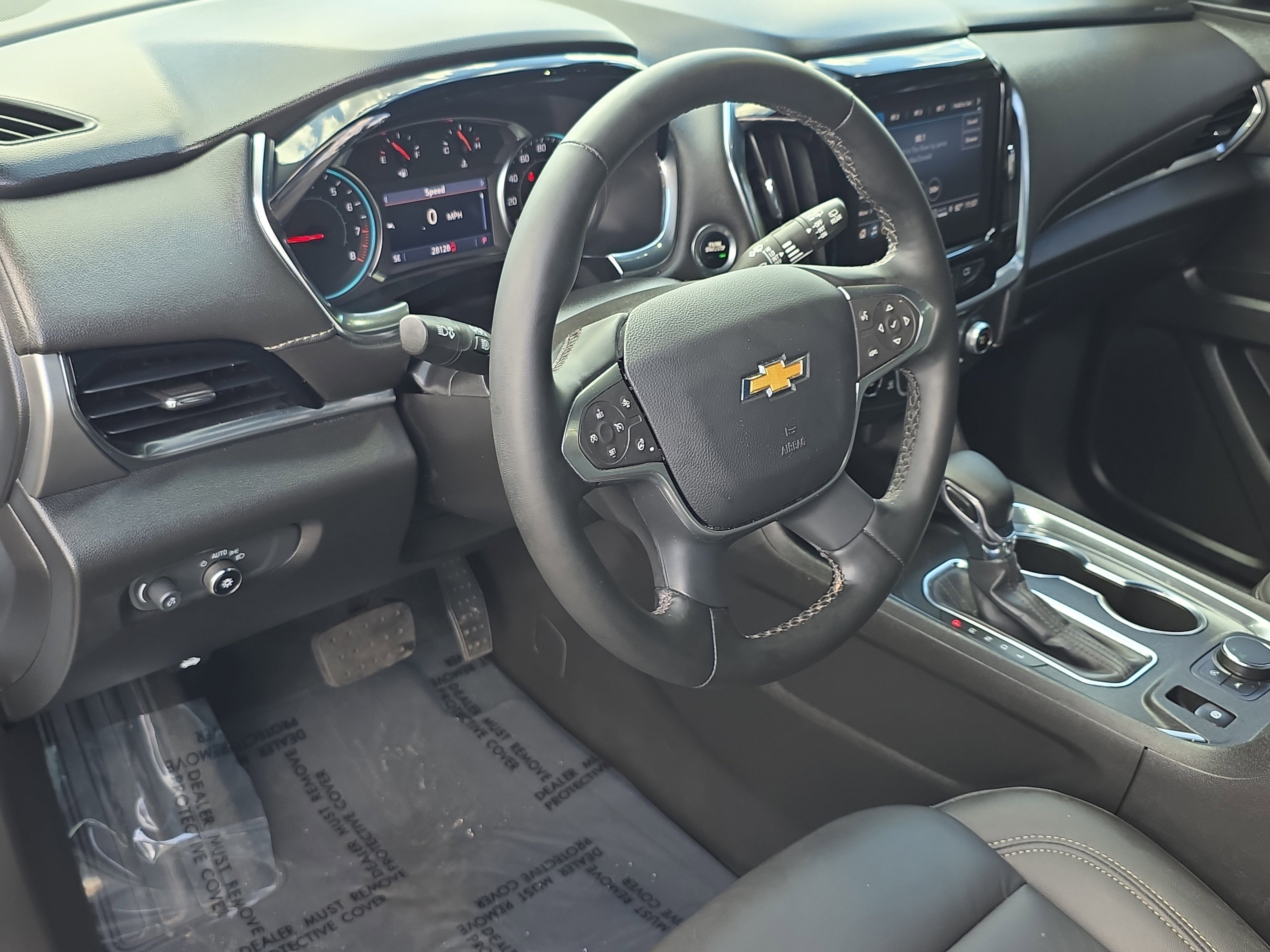 2023 Chevrolet Traverse LT Leather