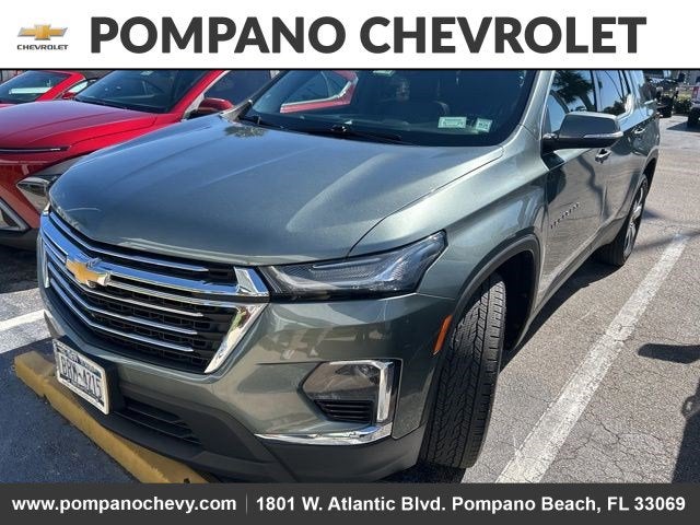 2023 Chevrolet Traverse LT Leather