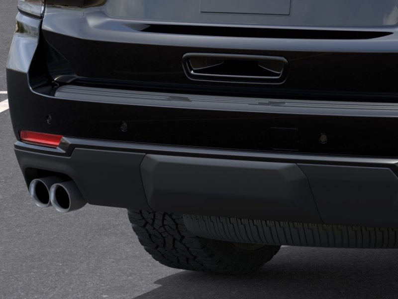 2027 Chevrolet Suburban Z71 - Photo 14