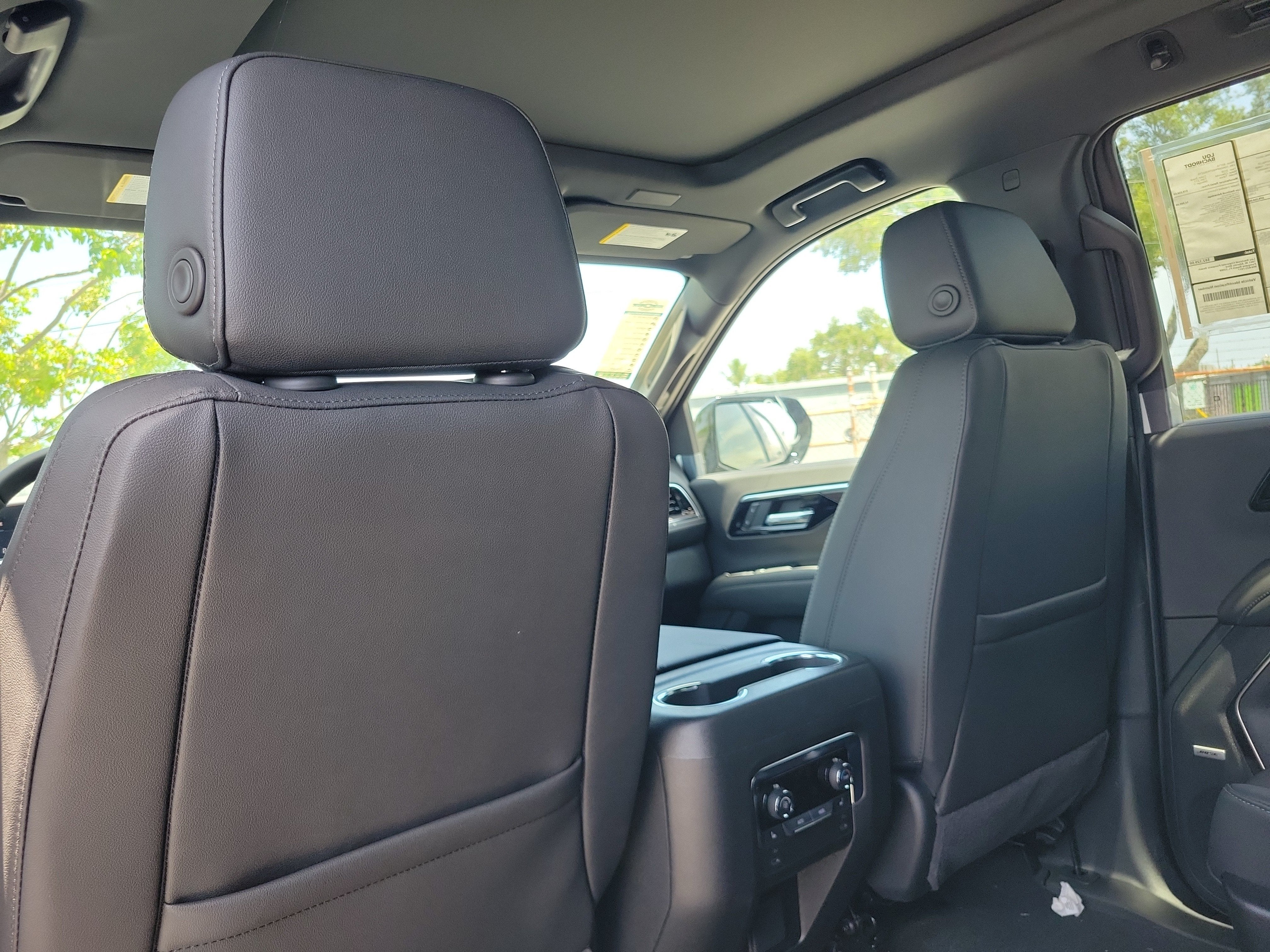 2026 Chevrolet Tahoe Z71 - Photo 16