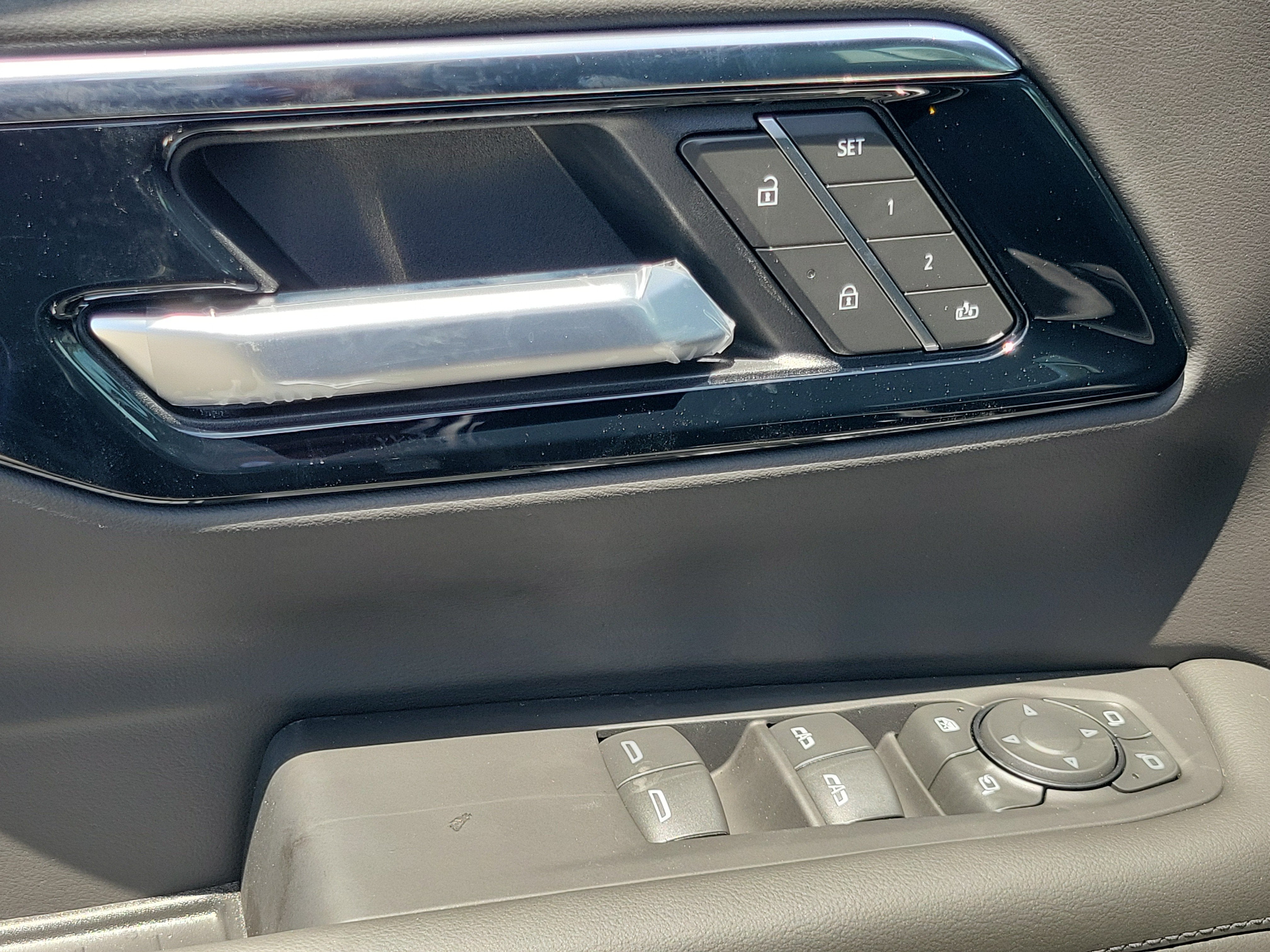 2026 Chevrolet Tahoe Z71 - Photo 24