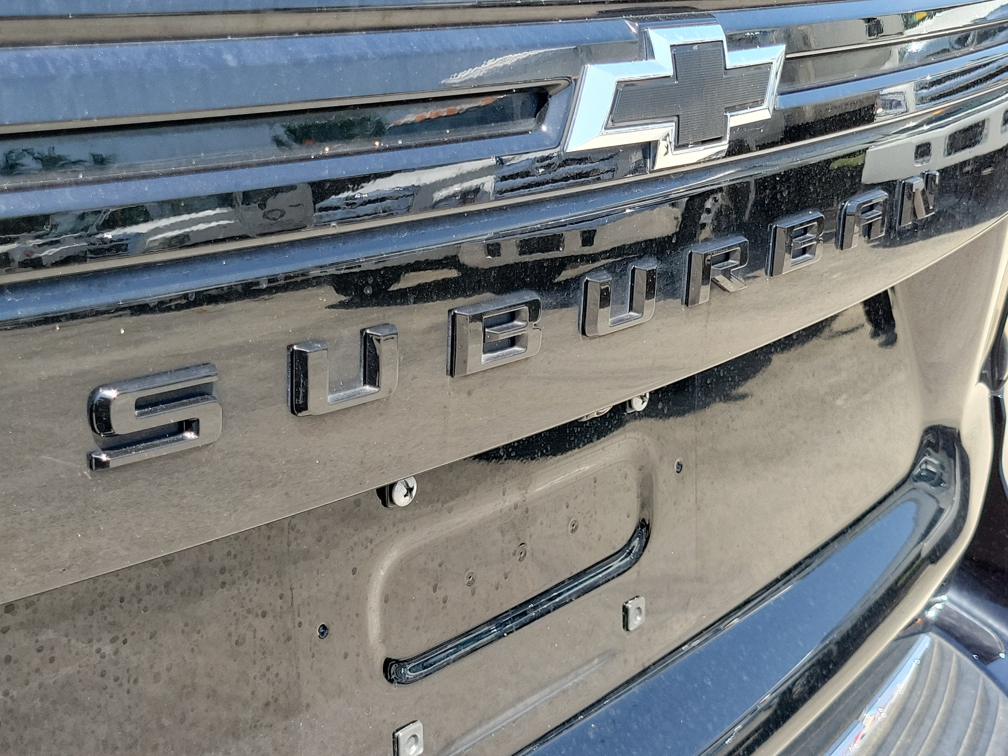 2023 Chevrolet Suburban RST