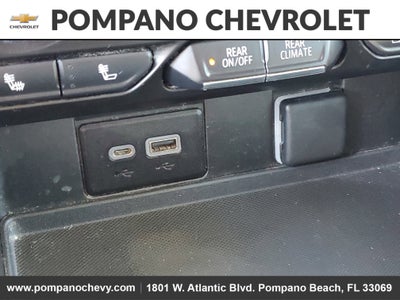 2022 Chevrolet Suburban RST