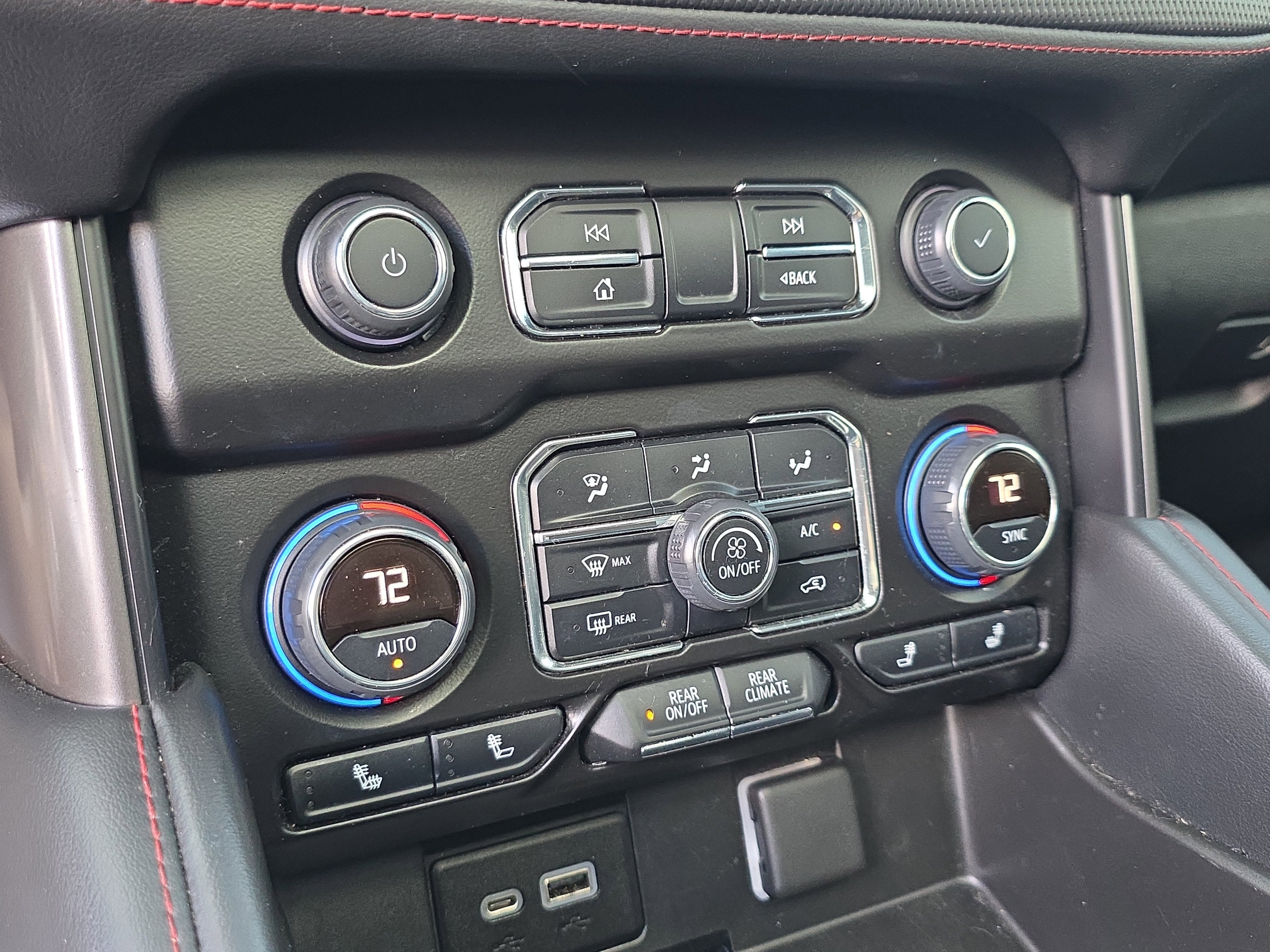 2022 Chevrolet Tahoe RST