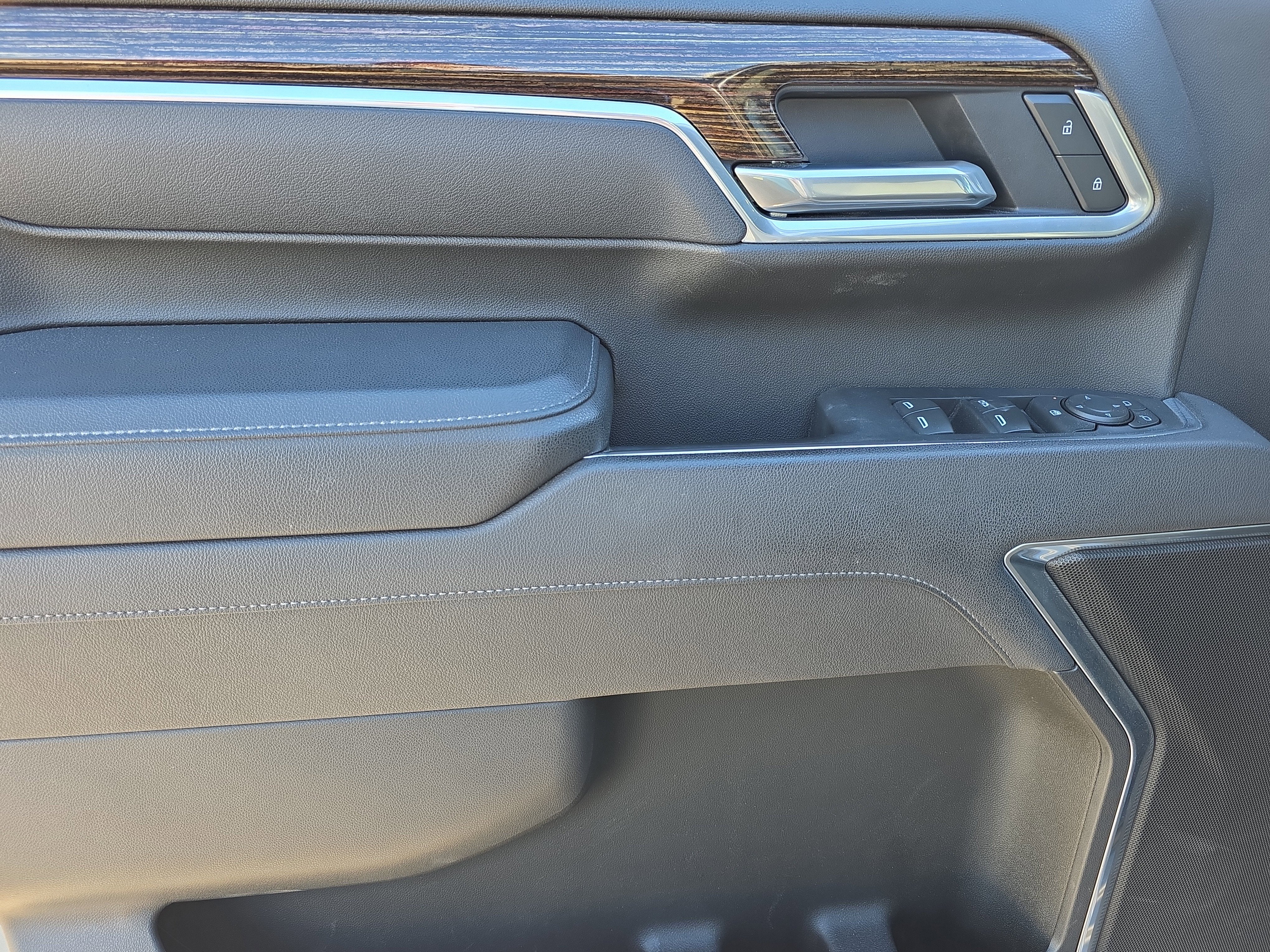 2025 GMC Sierra 2500 HD SLE