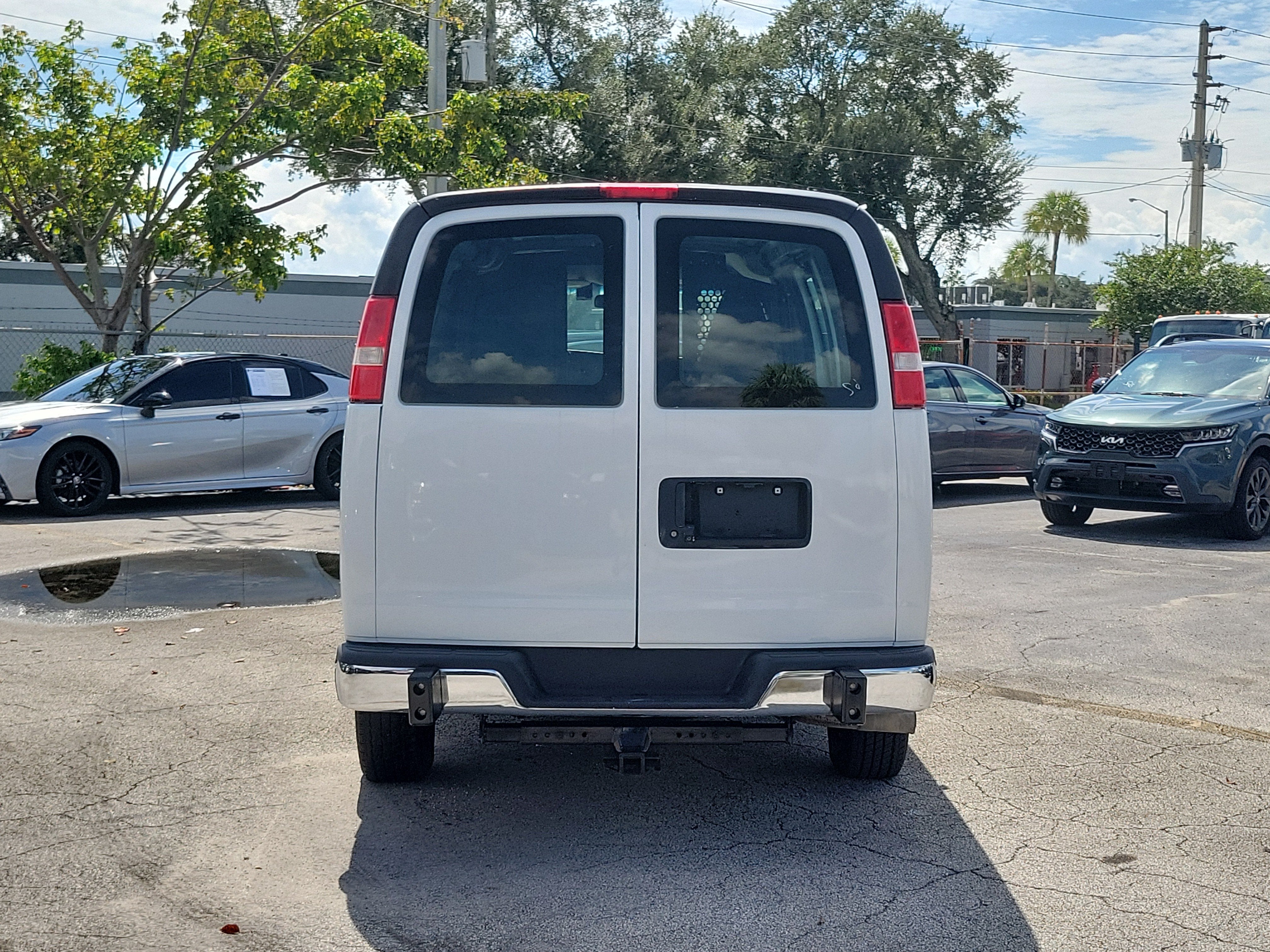 2020 GMC Savana Cargo 2500 Base