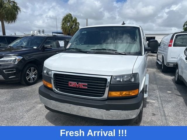 2024 GMC Savana Cargo 2500 Work Van