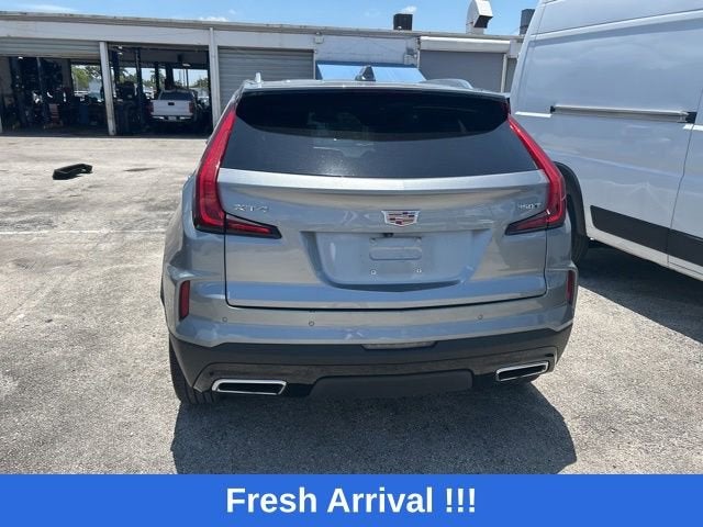 2025 Cadillac XT4 Premium Luxury