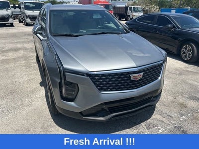 2025 Cadillac XT4 Premium Luxury