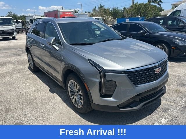 2025 Cadillac XT4 Premium Luxury
