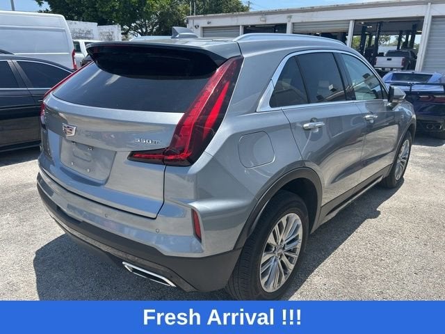2025 Cadillac XT4 Premium Luxury