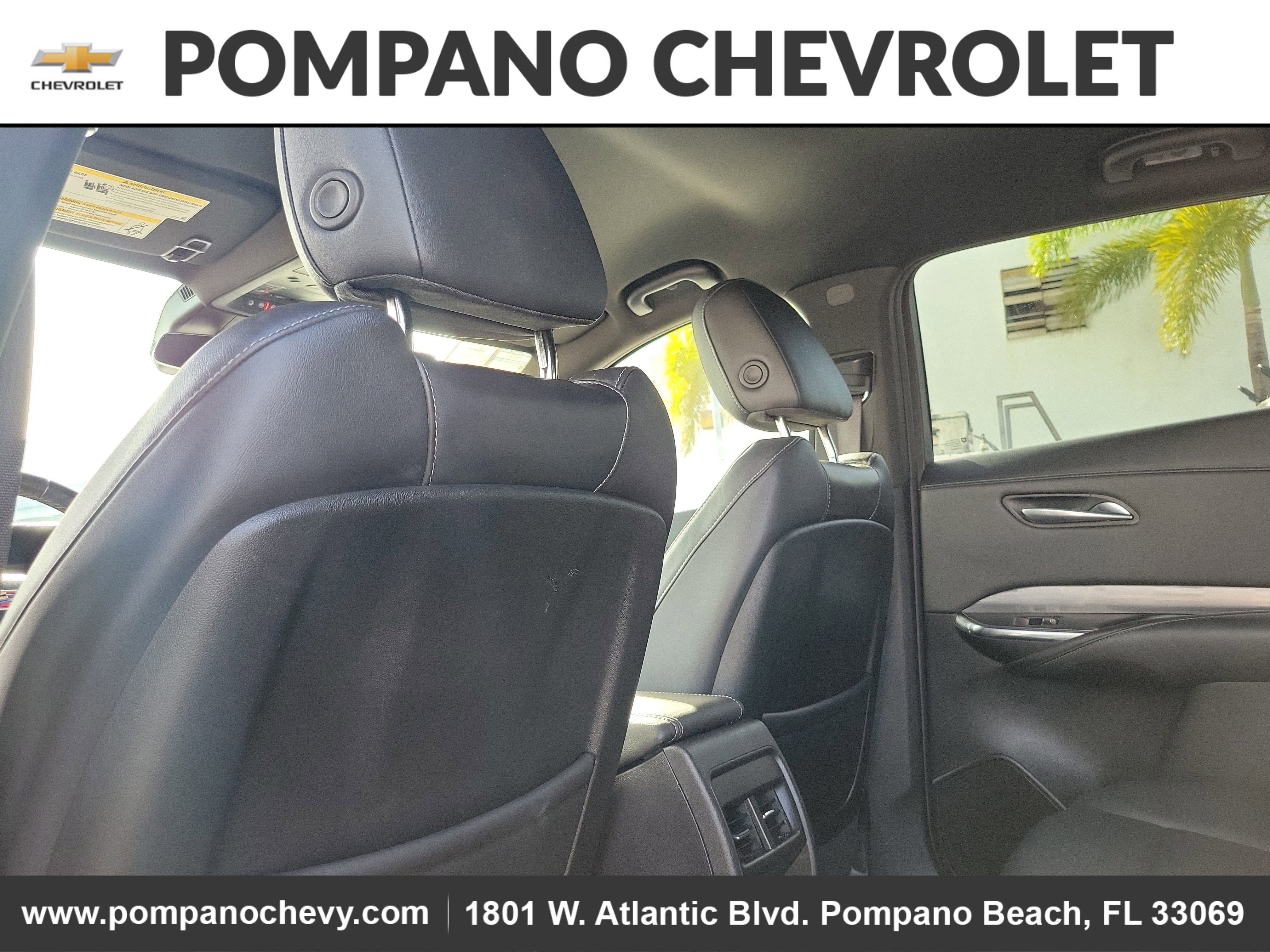 2024 Cadillac XT4 Premium Luxury