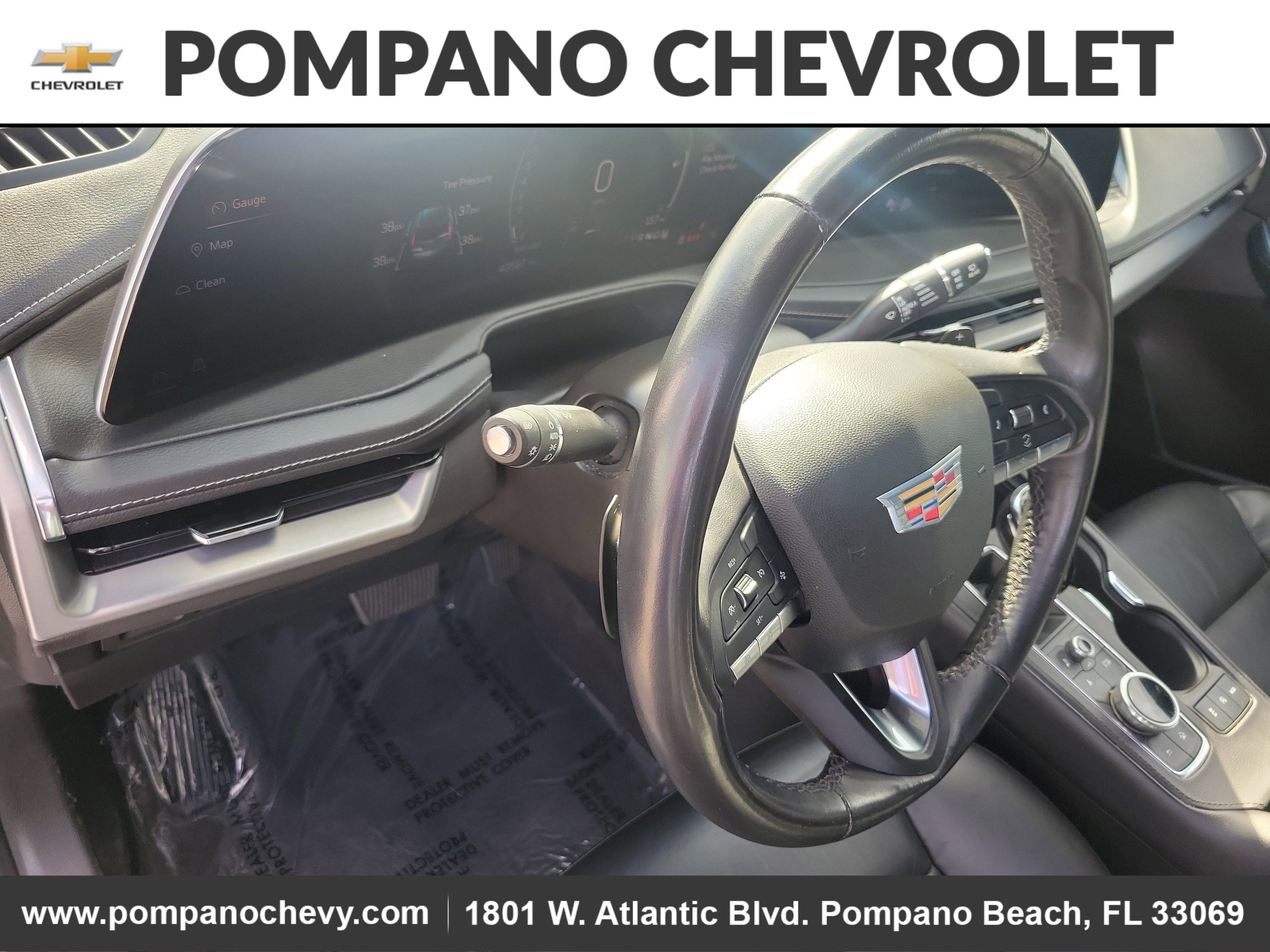 2024 Cadillac XT4 Premium Luxury