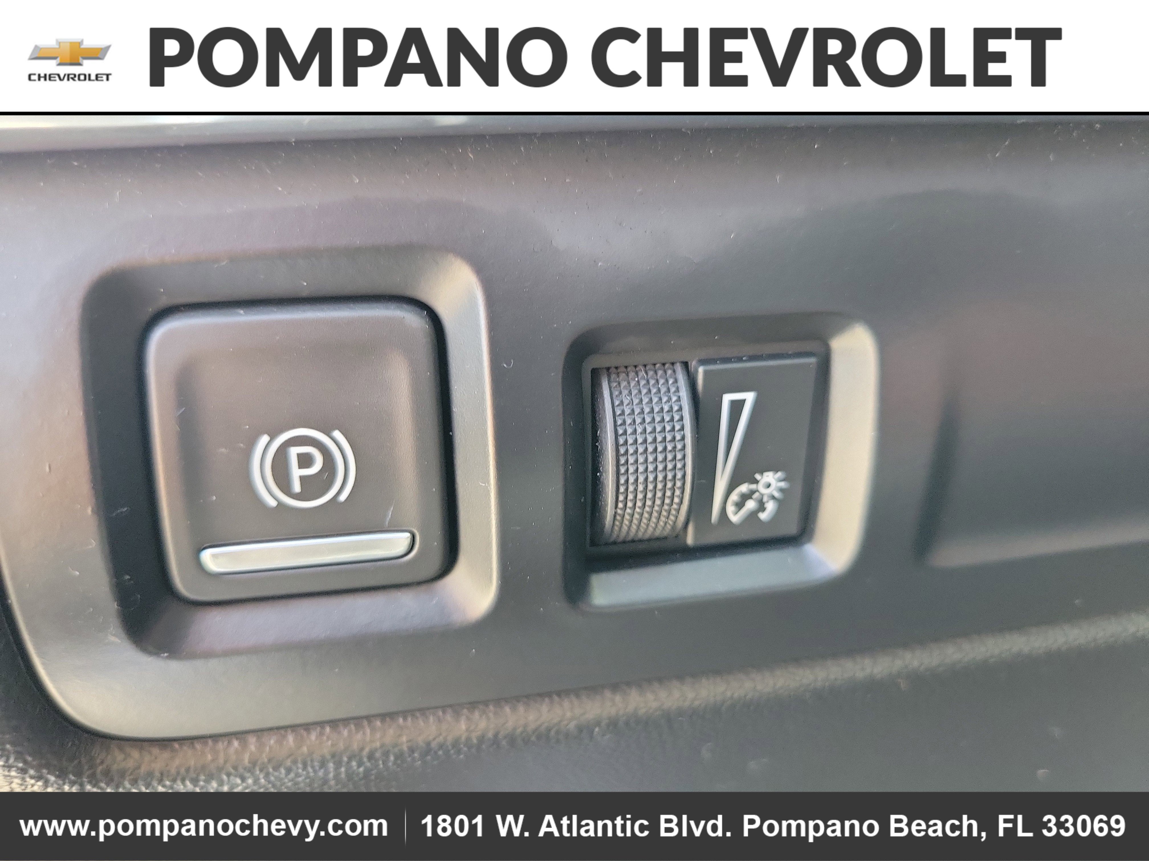 2019 Cadillac XT4 FWD Premium Luxury