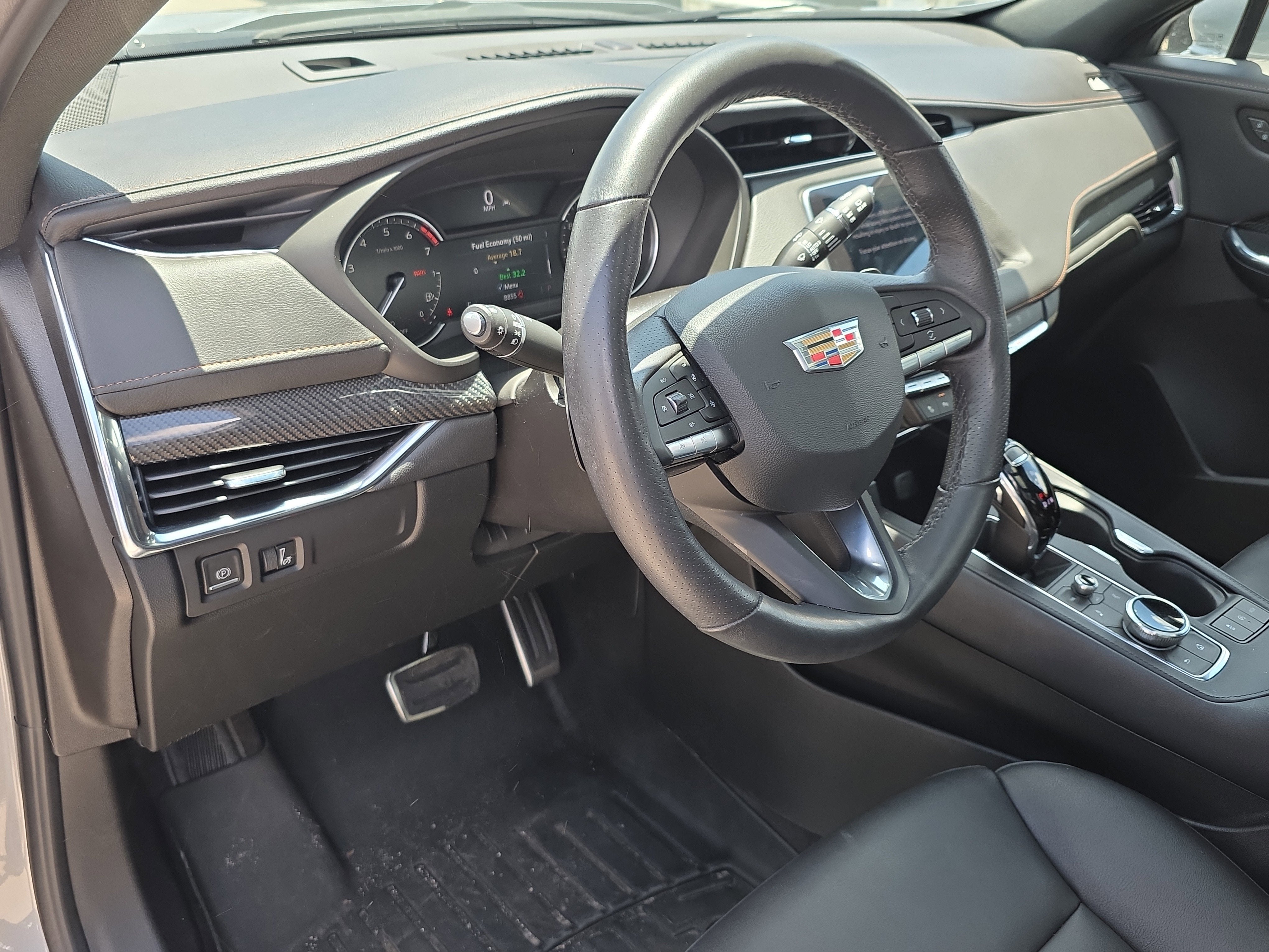 2023 Cadillac XT4 Sport