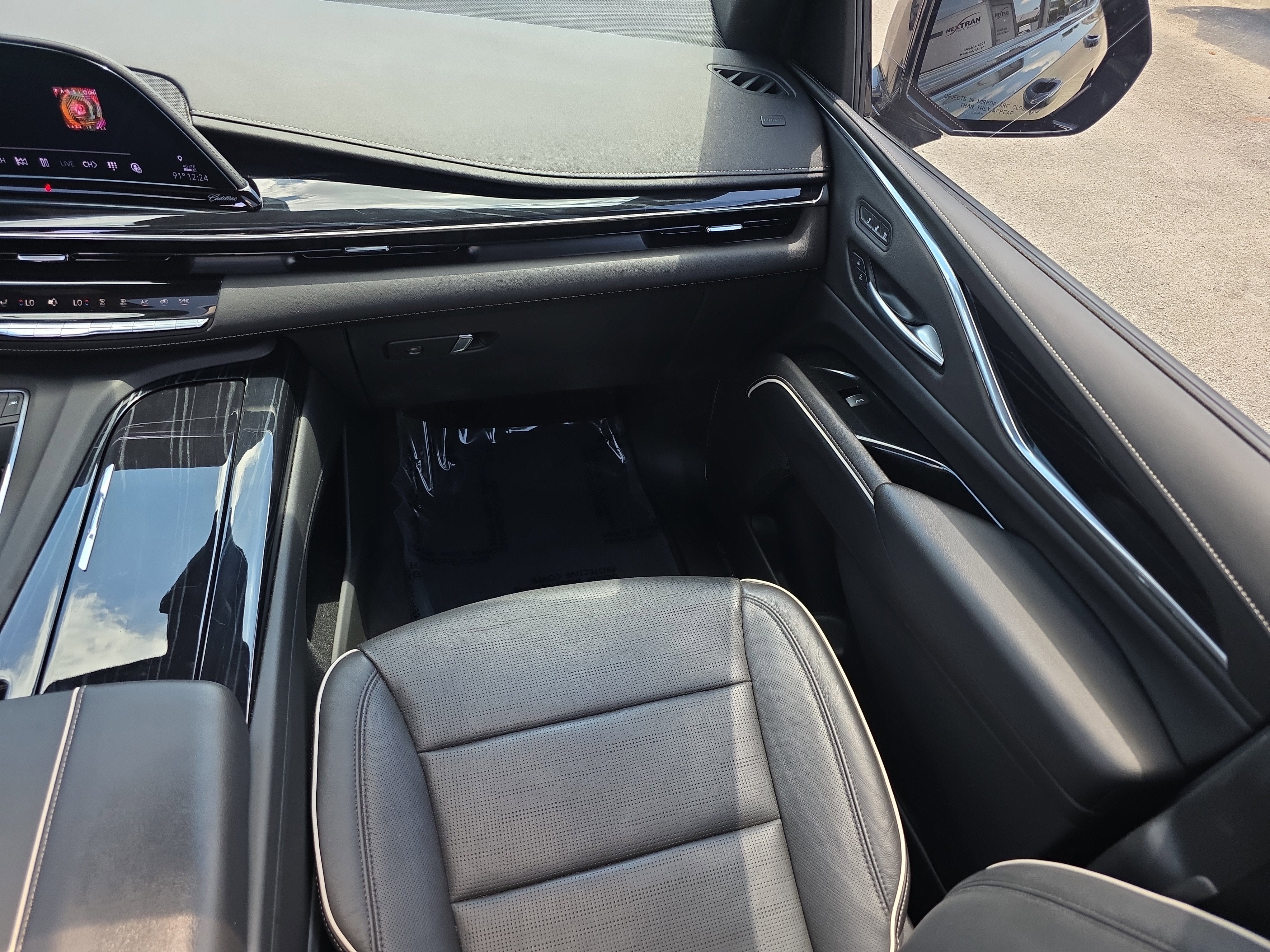 2023 Cadillac Escalade Sport