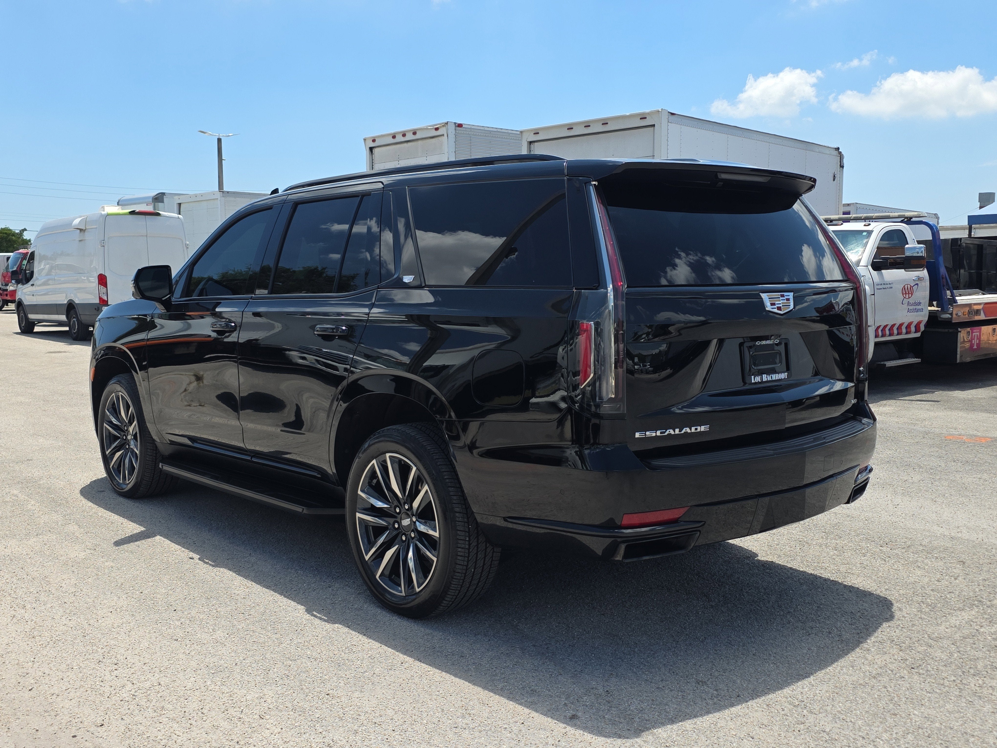2023 Cadillac Escalade Sport