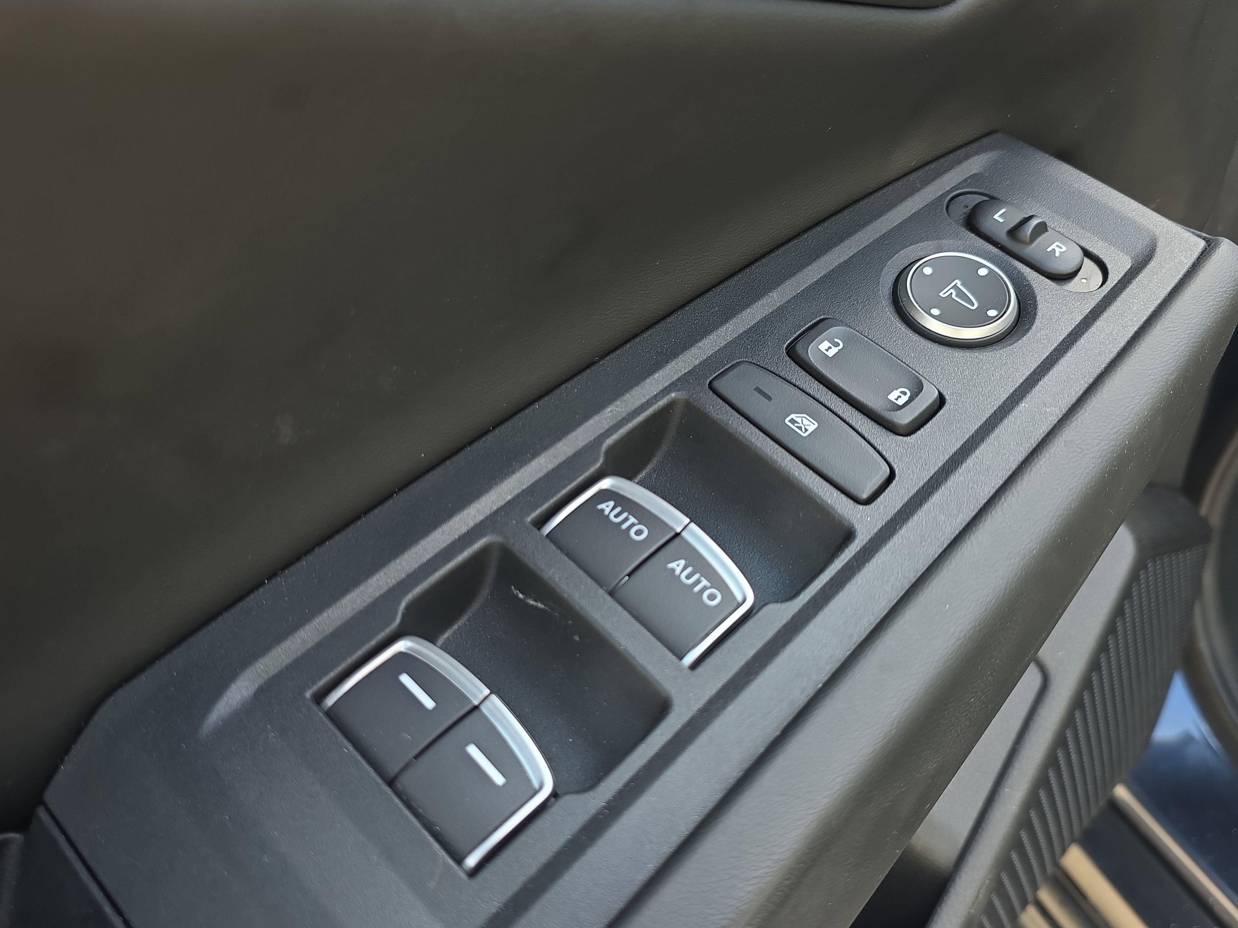 2023 Honda Accord Sedan EX