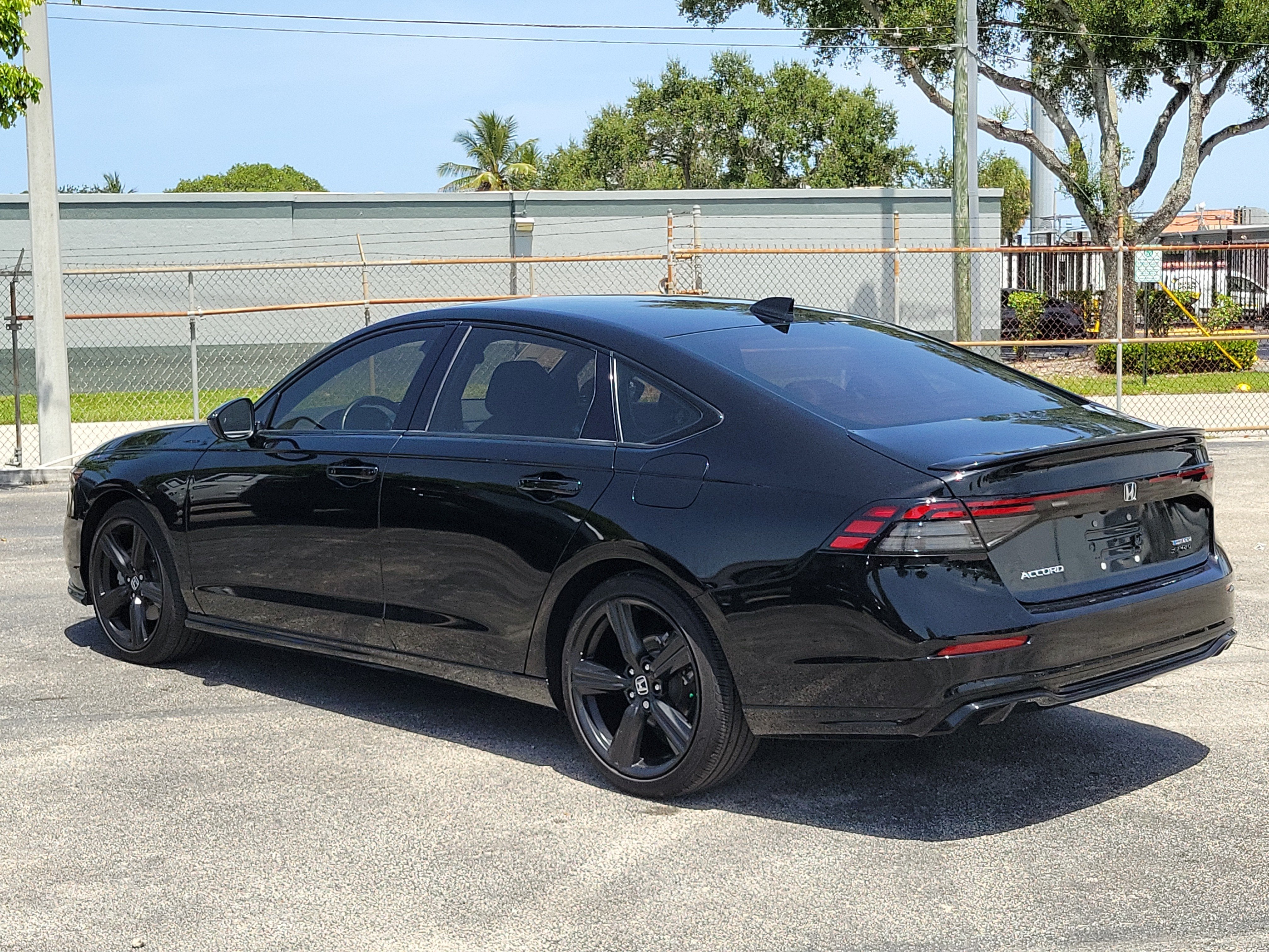 2023 Honda Accord Hybrid Sport-L