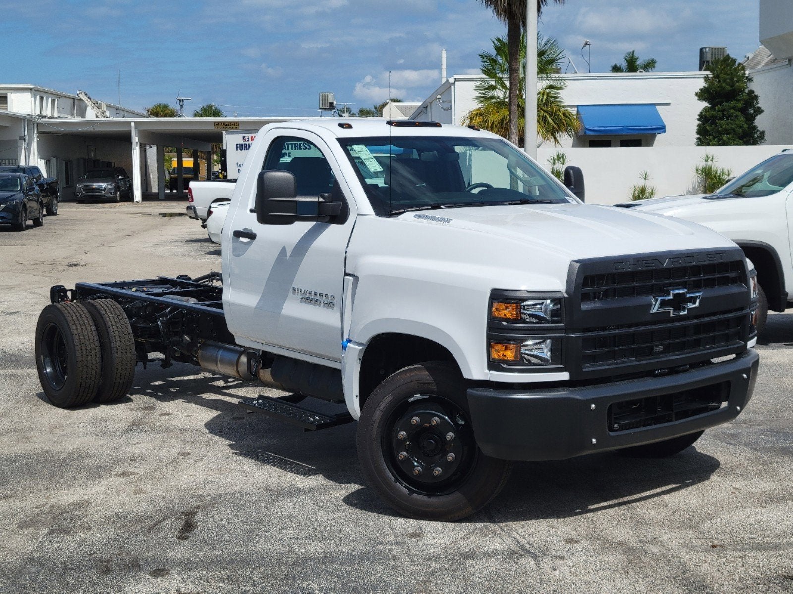 2024 Chevrolet Silverado 4500 HD Work Truck