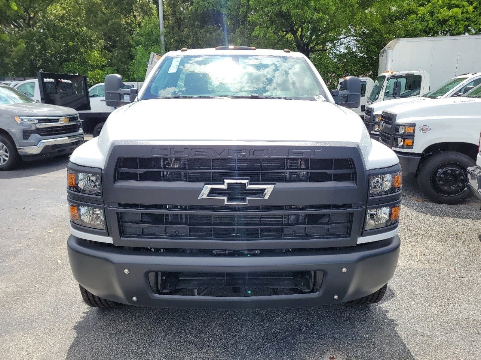 2024 Chevrolet Silverado 5500 HD Work Truck