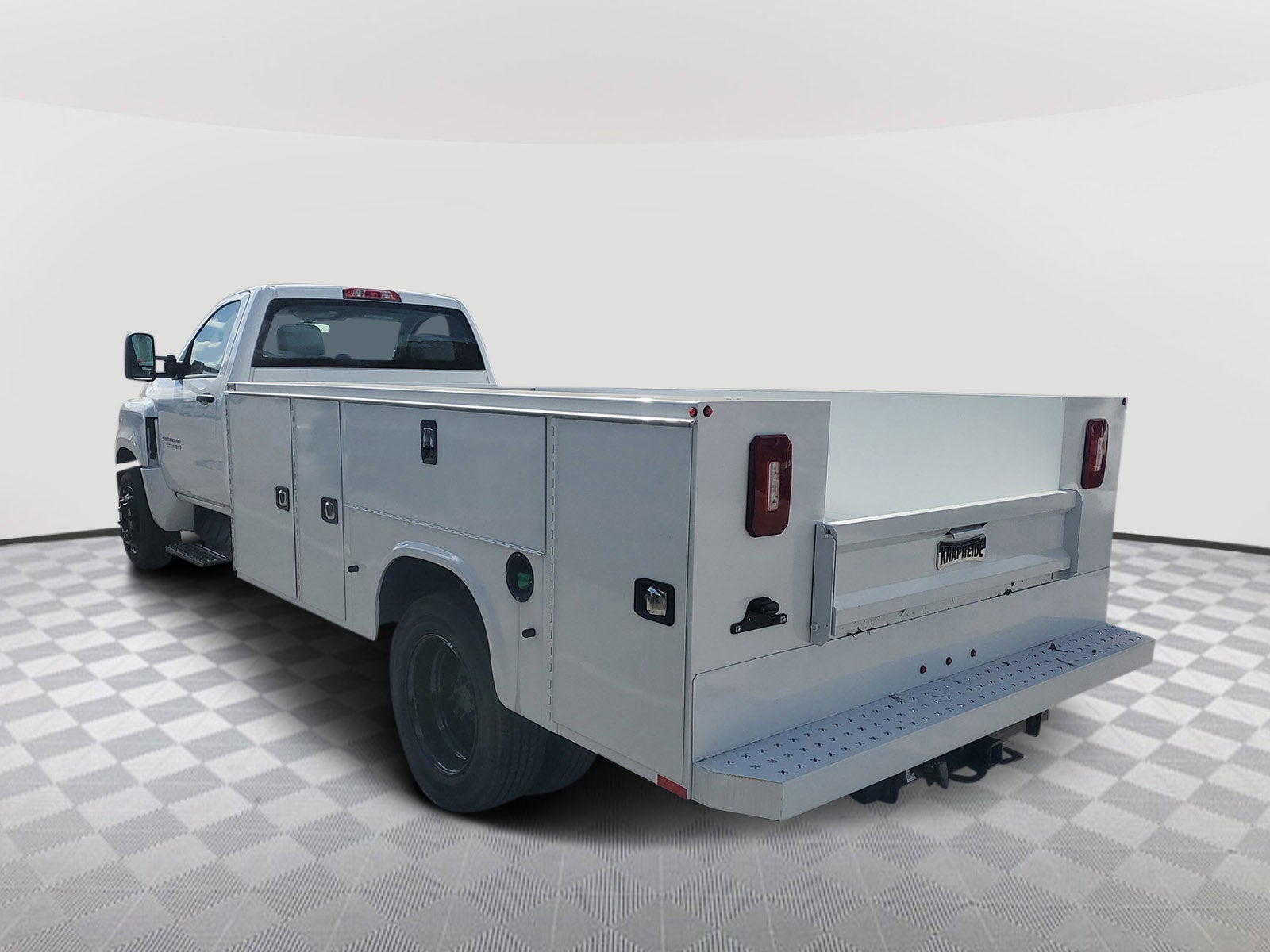 2024 Chevrolet Silverado 5500 HD Work Truck