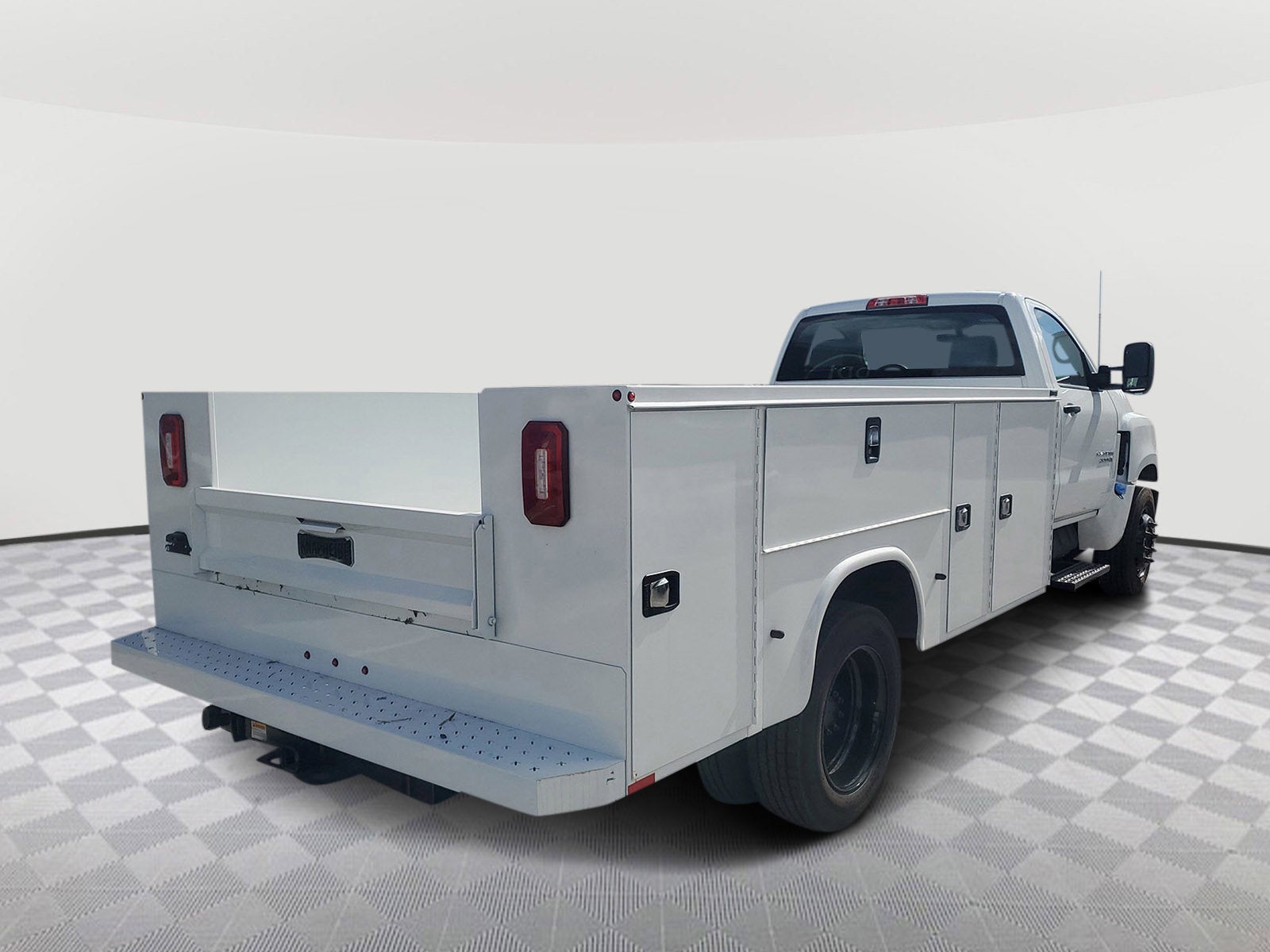 2024 Chevrolet Silverado 5500 HD Work Truck