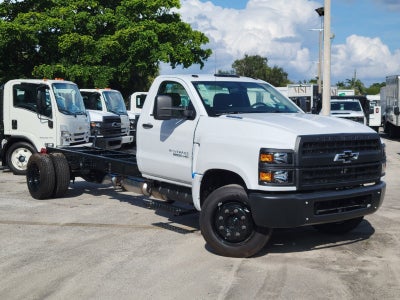 2024 Chevrolet Silverado 6500 HD Work Truck