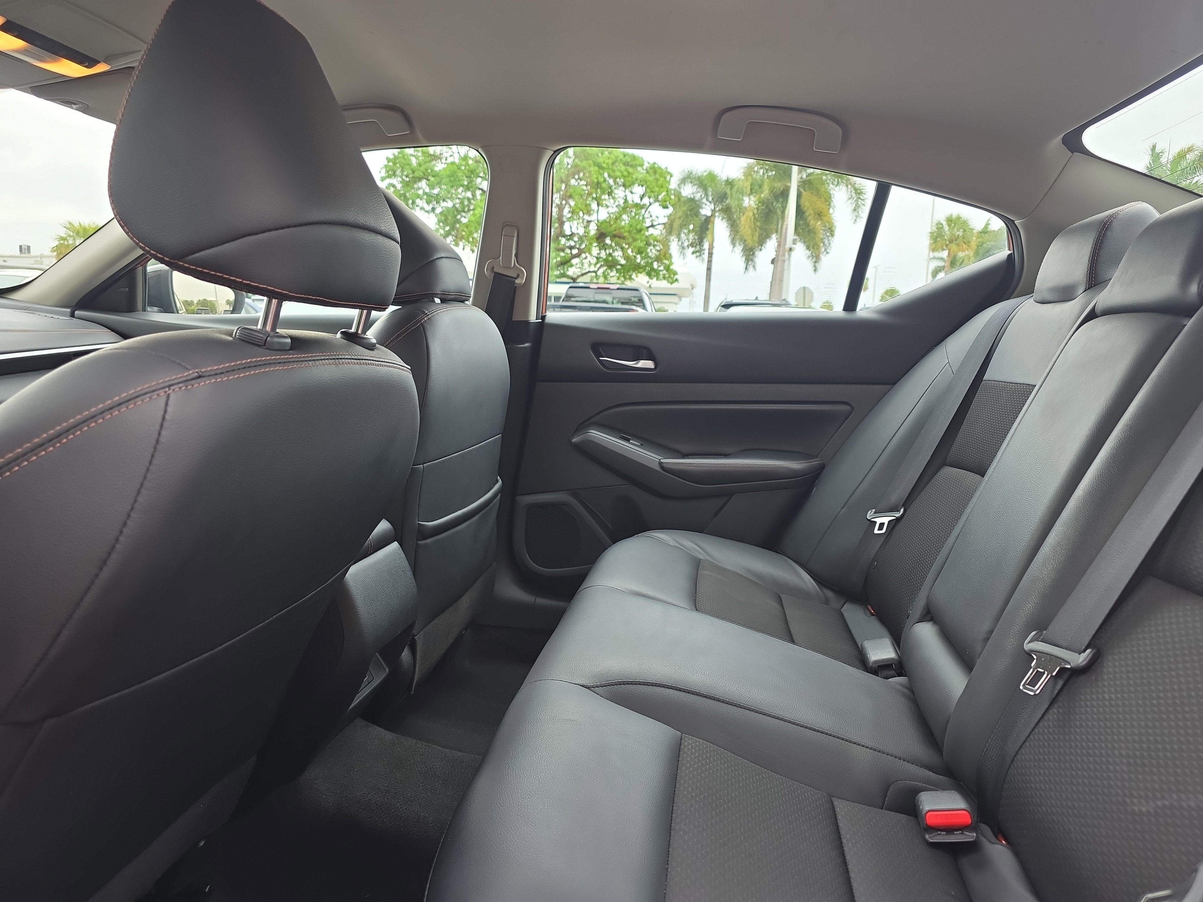 2022 Nissan Altima 2.5 SR