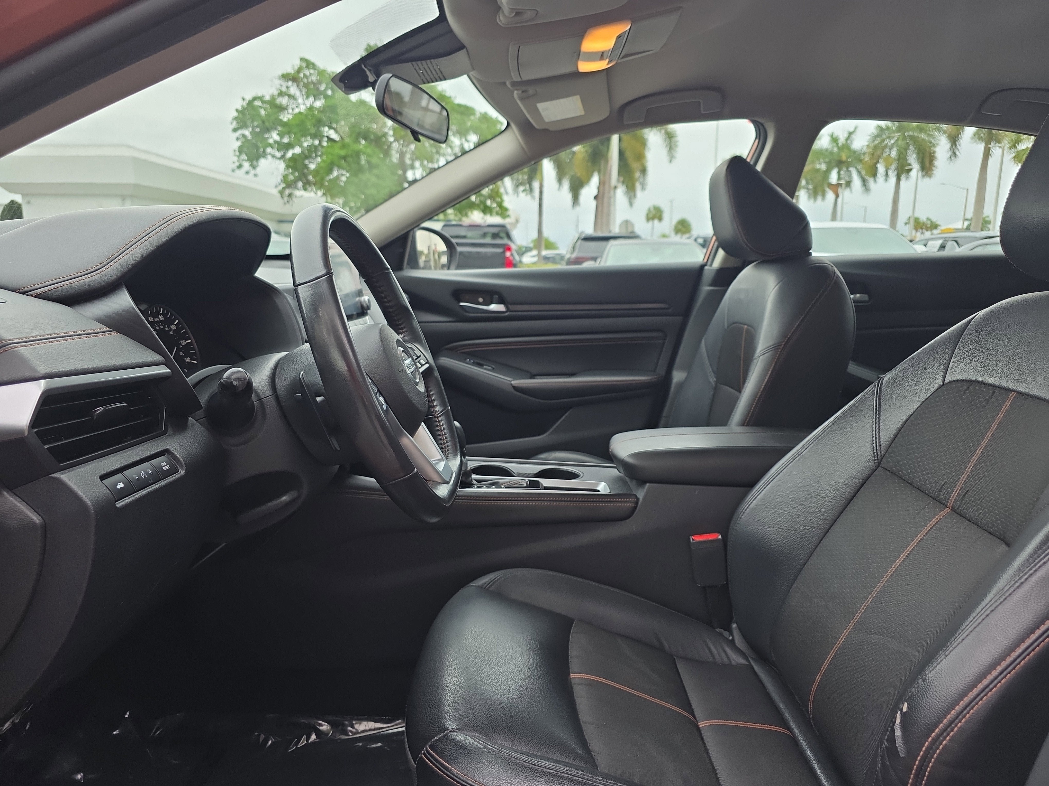 2022 Nissan Altima 2.5 SR