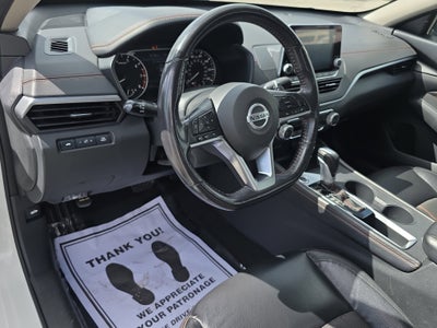 2022 Nissan Altima 2.5 SR