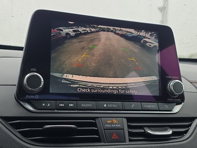 2022 Nissan Altima 2.5 SR