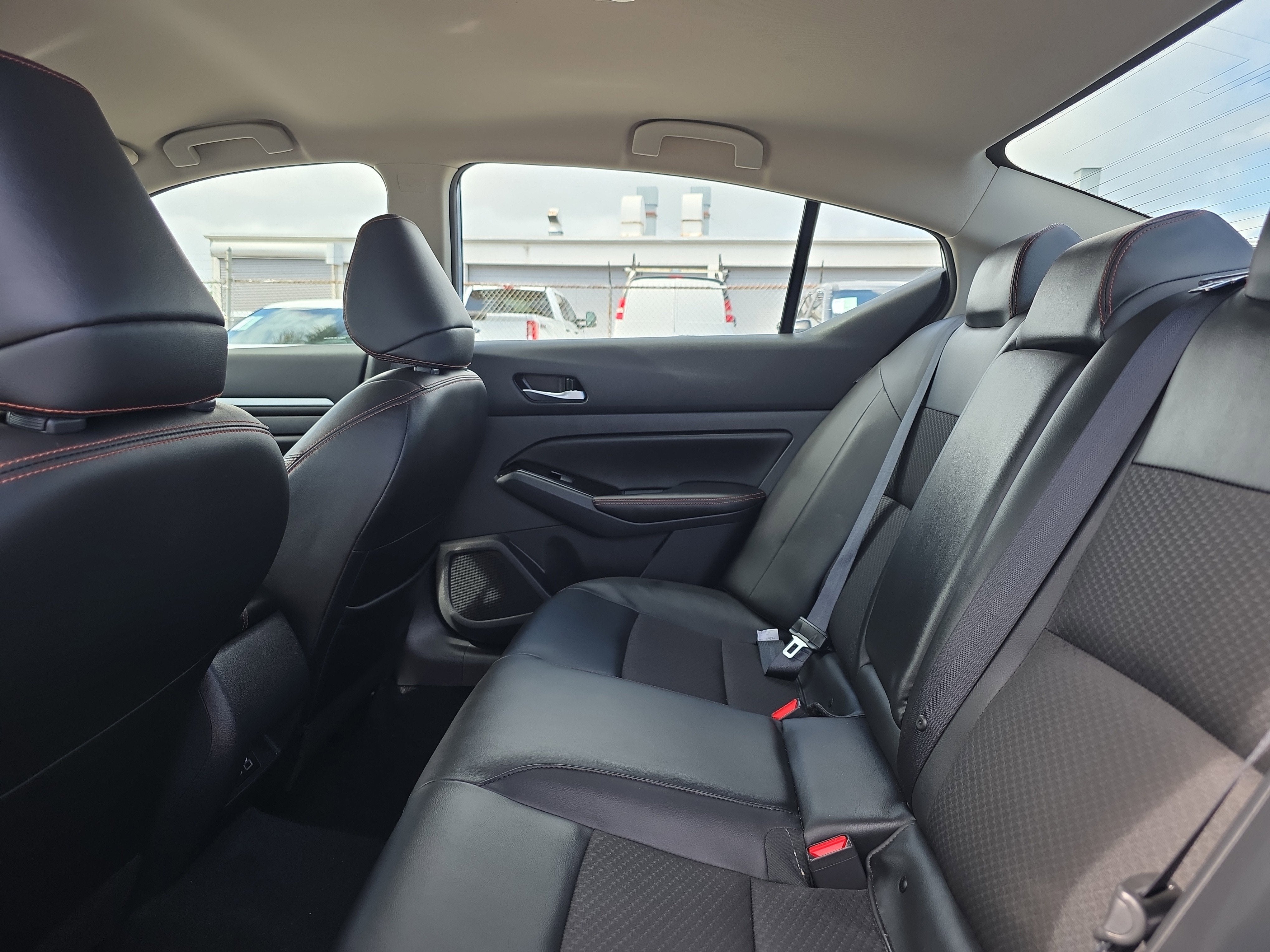 2025 Nissan Altima SR