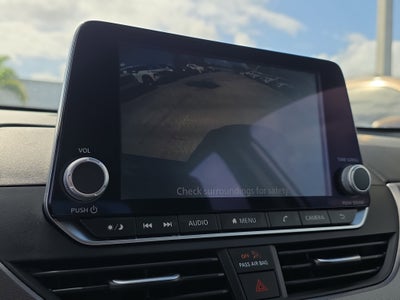 2025 Nissan Altima SR