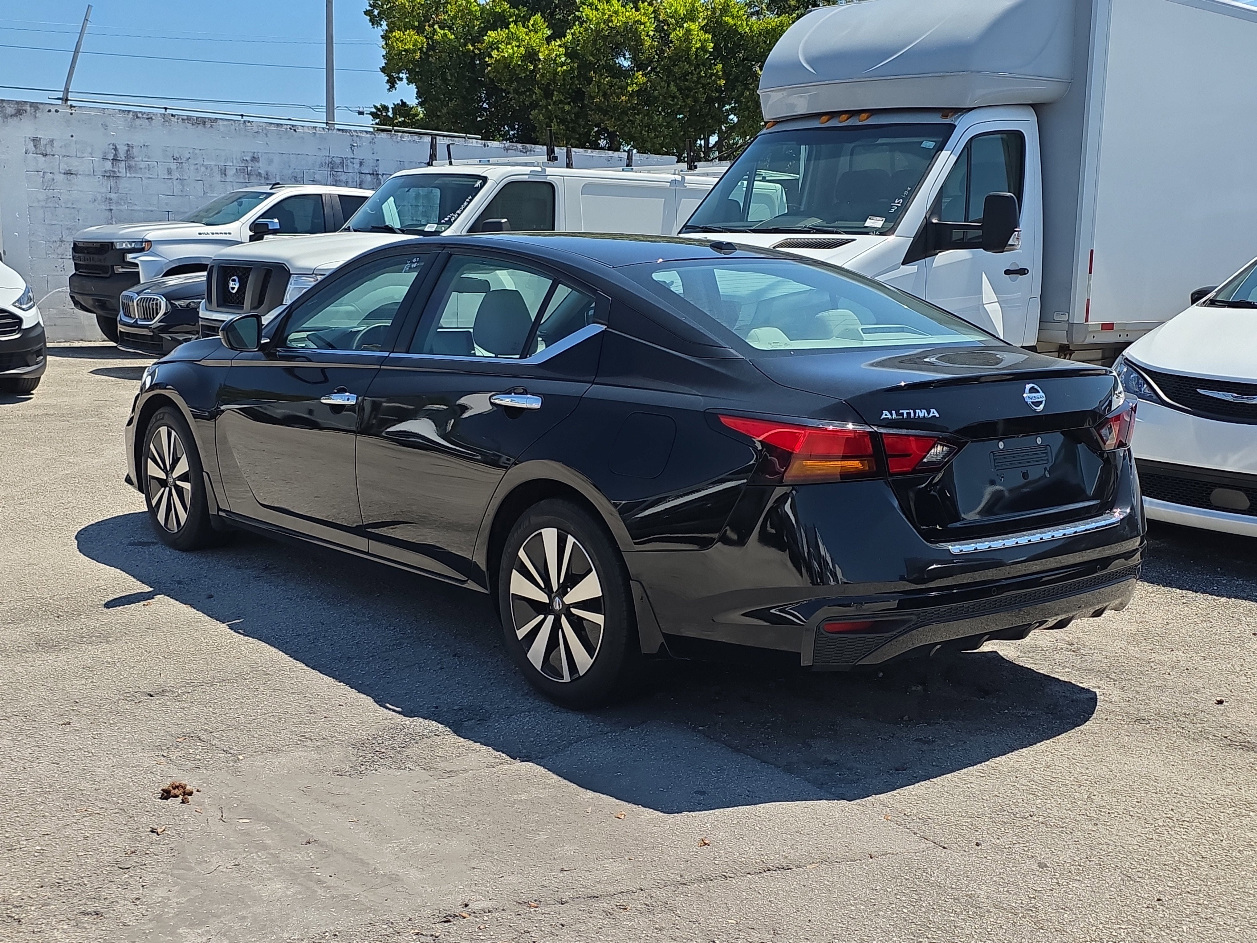 2021 Nissan Altima 2.5 SV