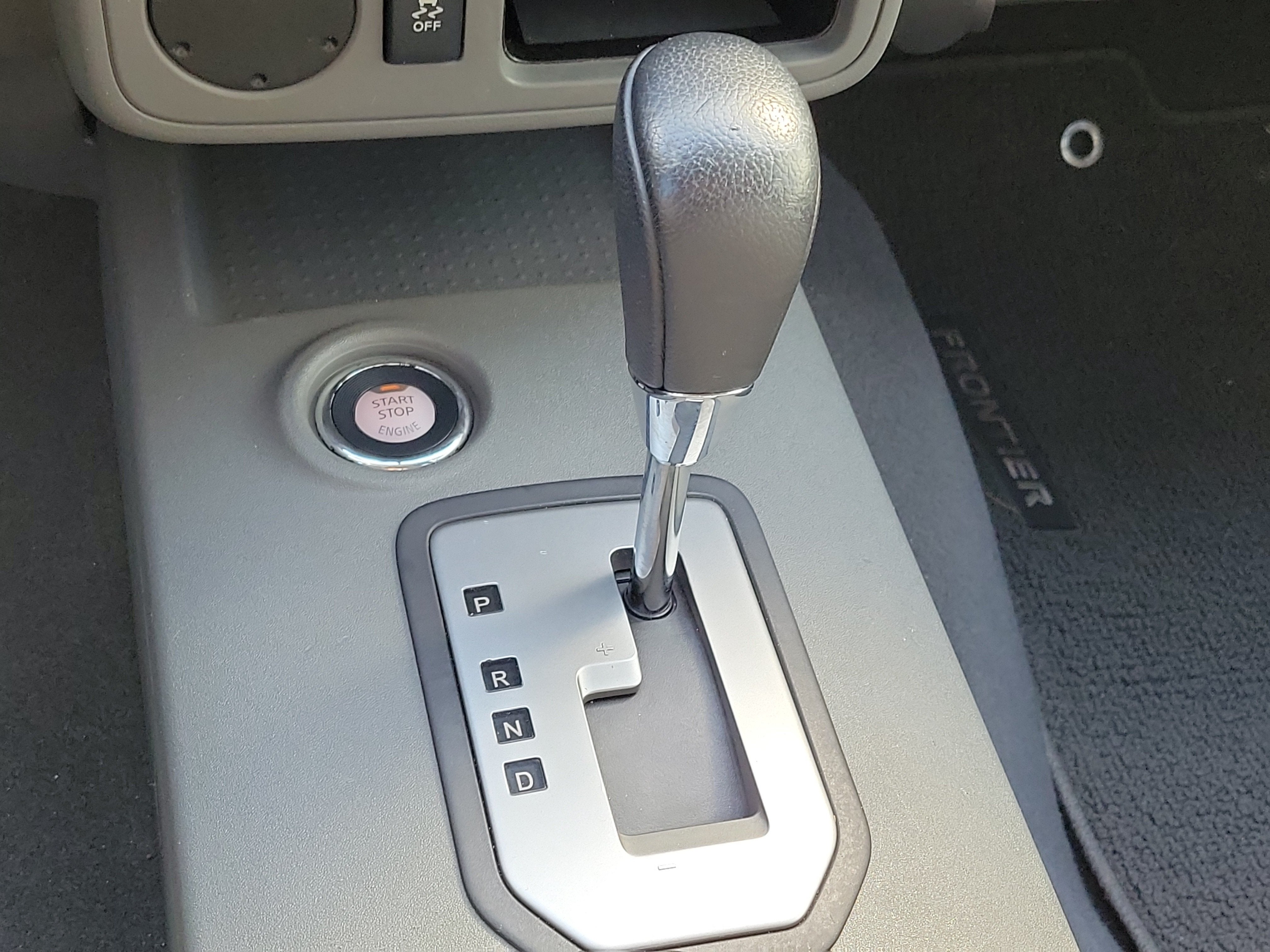 2020 Nissan Frontier SV
