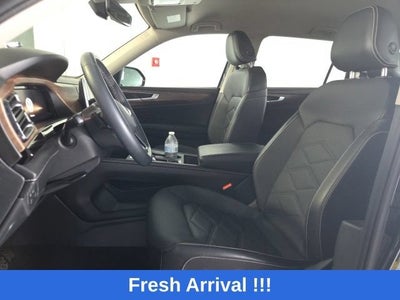 2024 Volkswagen Atlas 2.0T SE