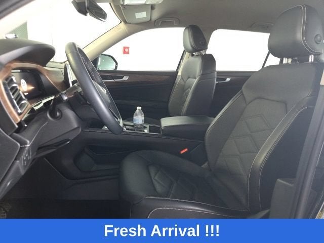 2024 Volkswagen Atlas 2.0T SE