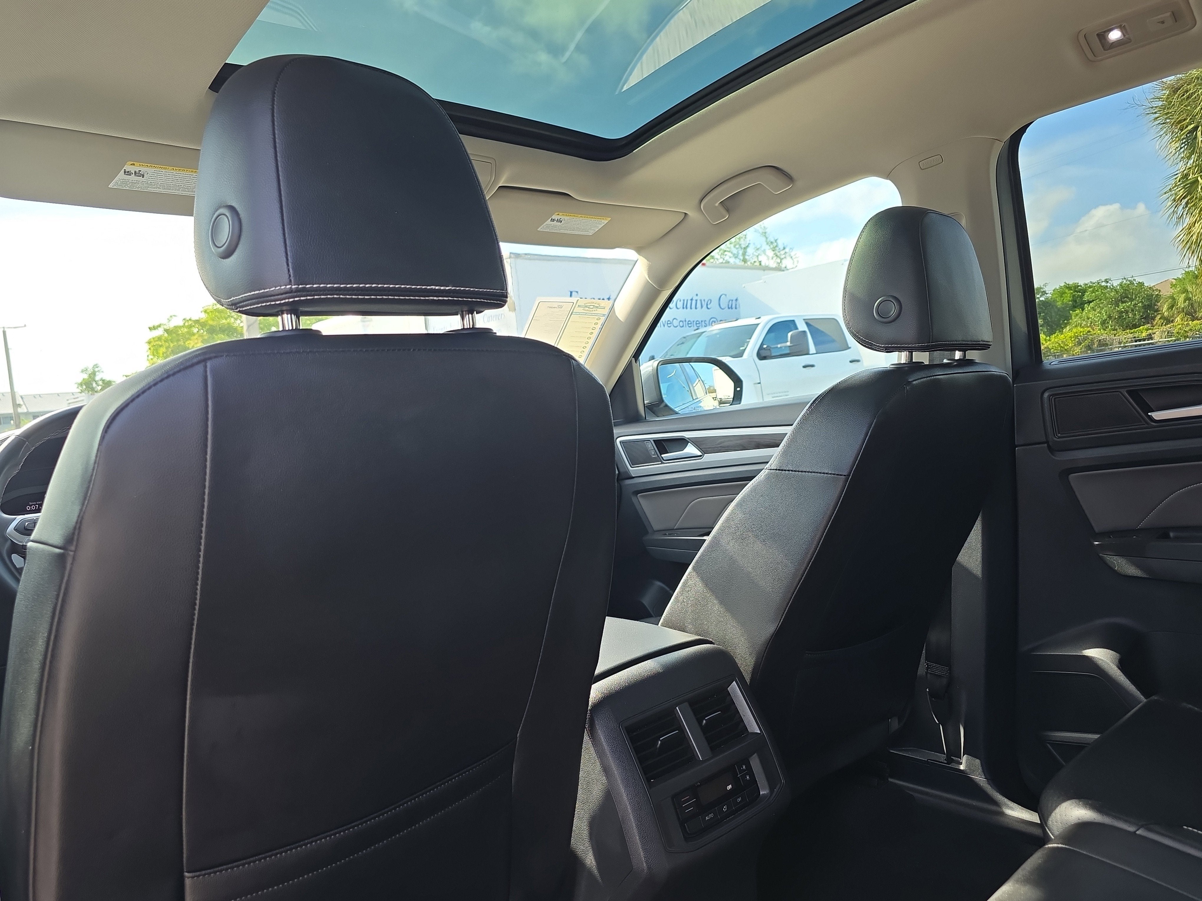 2022 Volkswagen Atlas 2.0T SE w/Technology