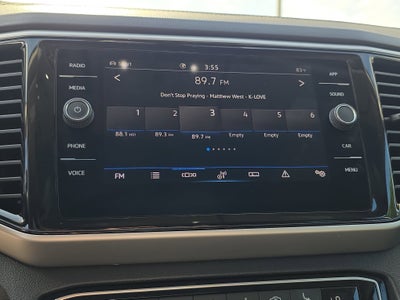 2022 Volkswagen Atlas 2.0T SE w/Technology